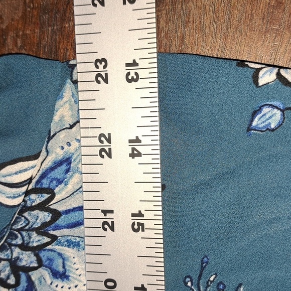 [A.N.A.] Floral Top Size XLP - Picture 6 of 7